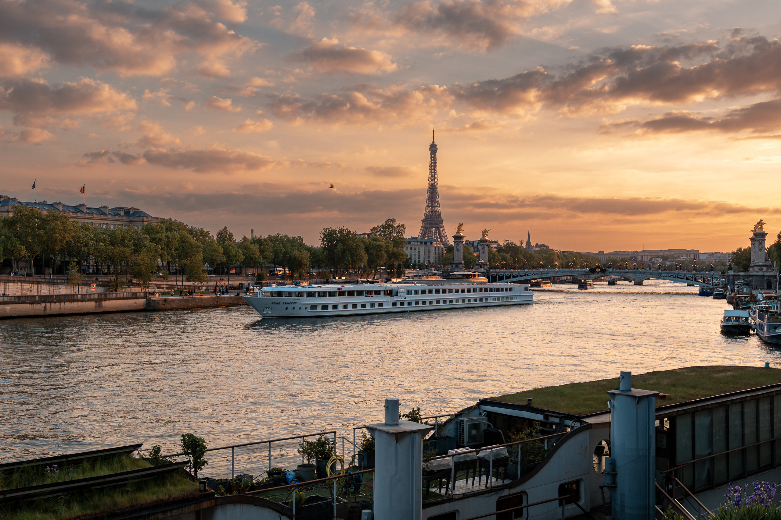 Port des Champs-Élysées